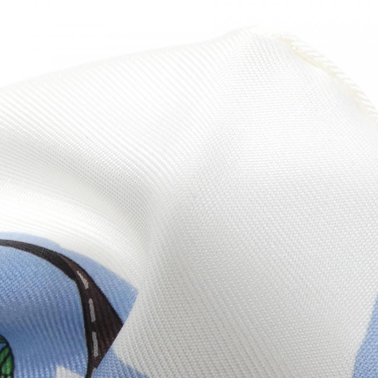 エルメス NOEL AU 24 FA BOURG カレ 002254S スカーフ