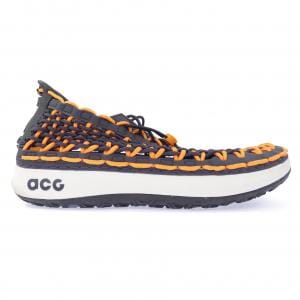 ナイキ NIKE スニーカー