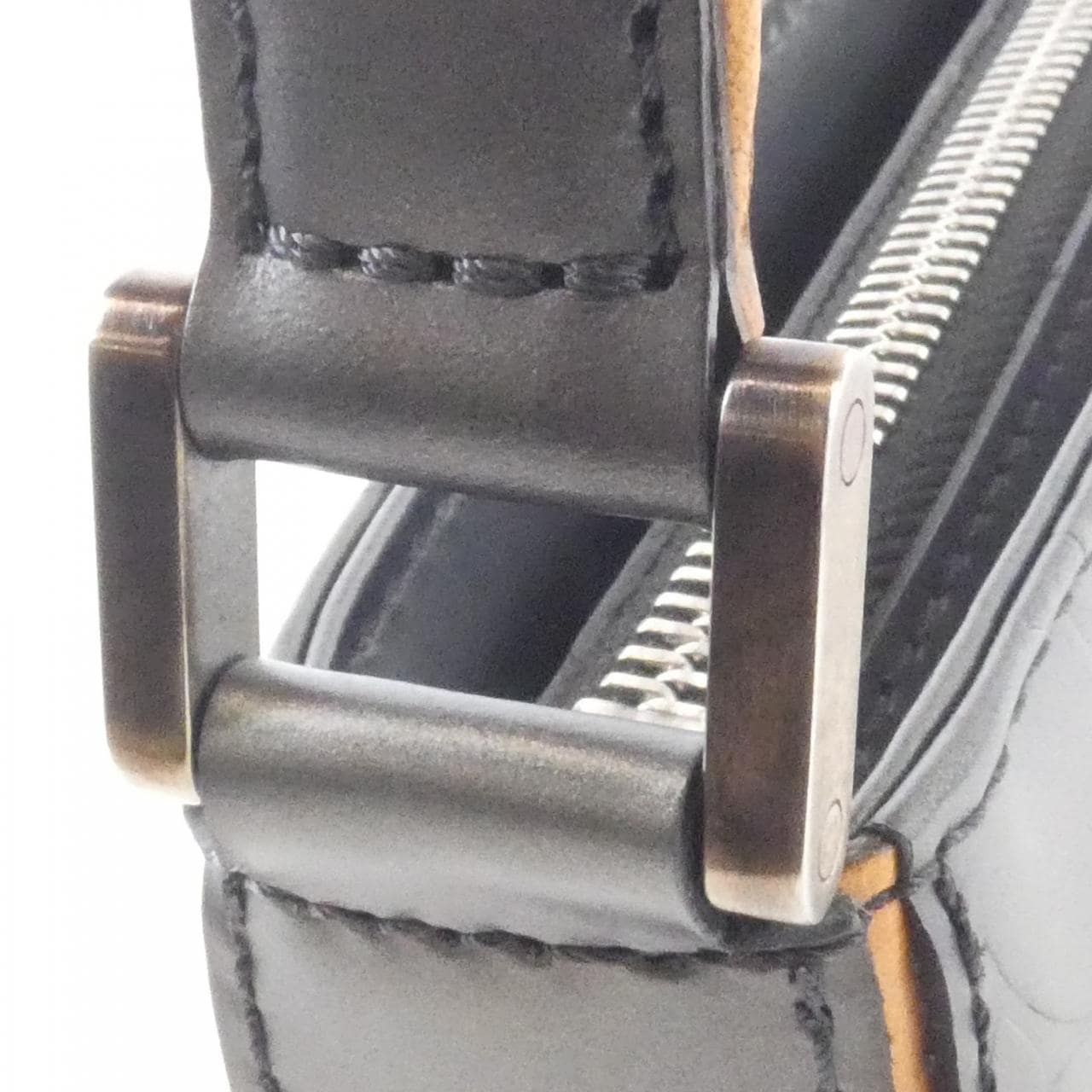 ルイヴィトン モノグラム マット ファウラー M55142 ショルダーバッグ