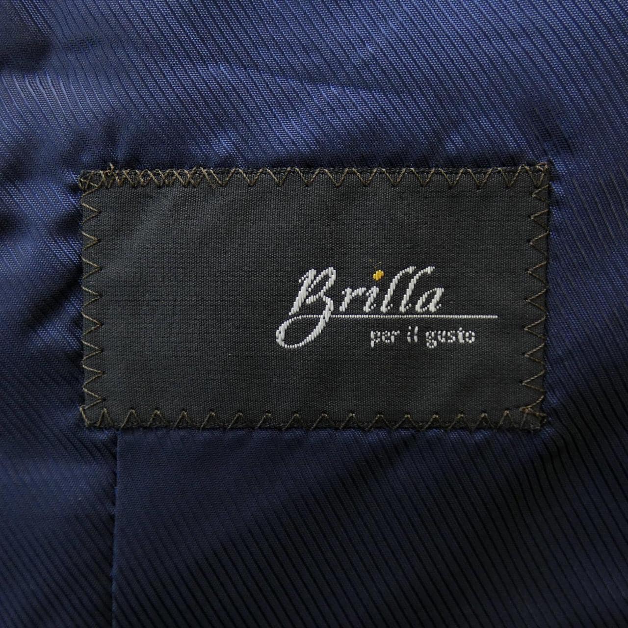 Brilla Suit