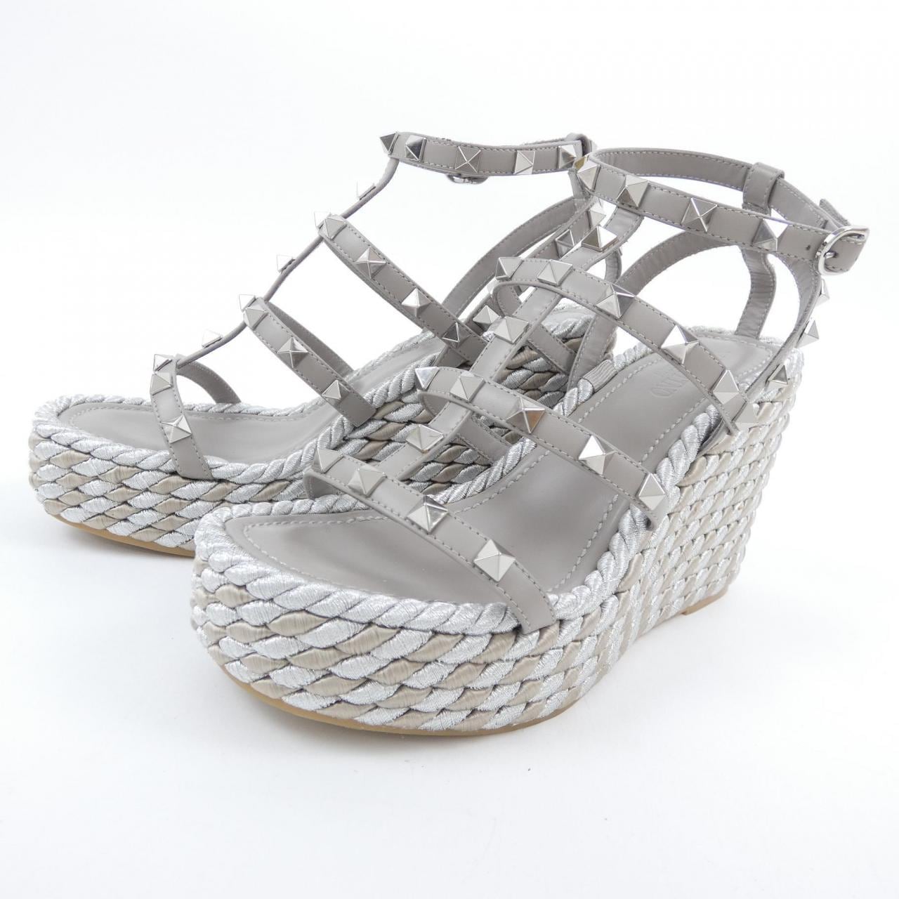 ヴァレンティノ VALENTINO サンダル