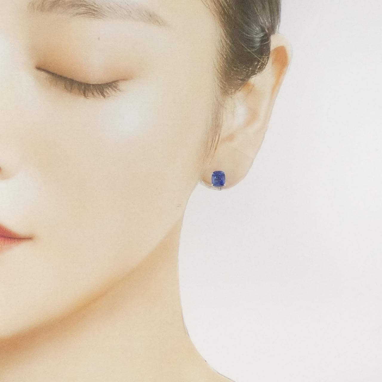 PT900 サファイヤ ピアス 2.73CT