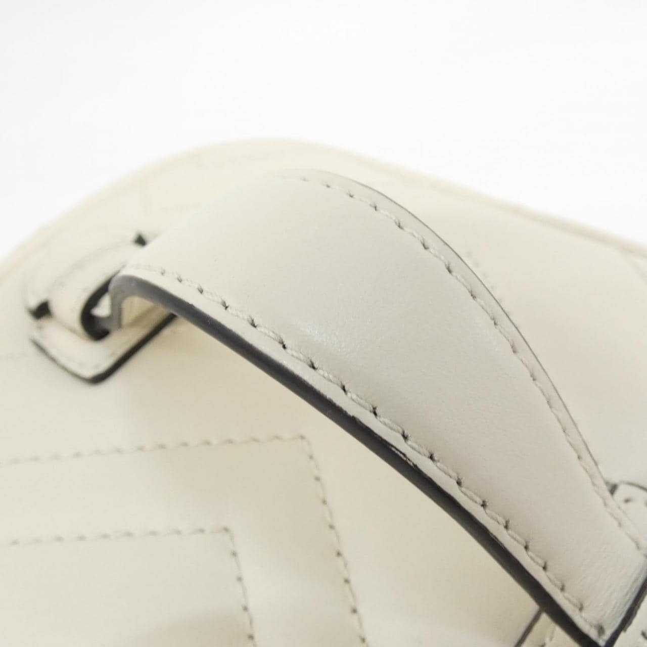 グッチ GG MARMONT 624615 DTDHT バッグ