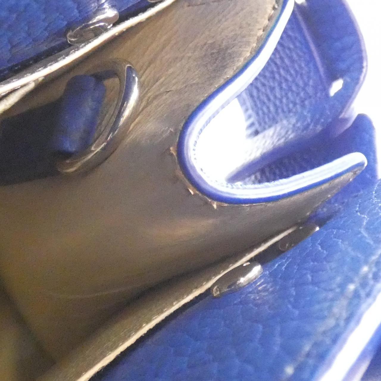 ジバンシー ホライゾンナノ バッグ