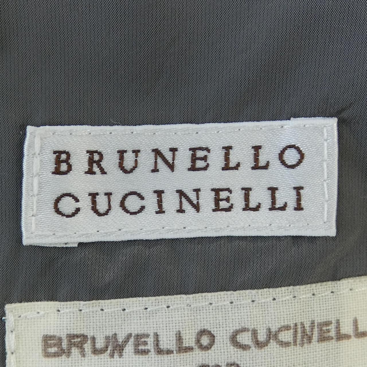 ブルネロクチネリ BRUNELLO CUCINELLI コート
