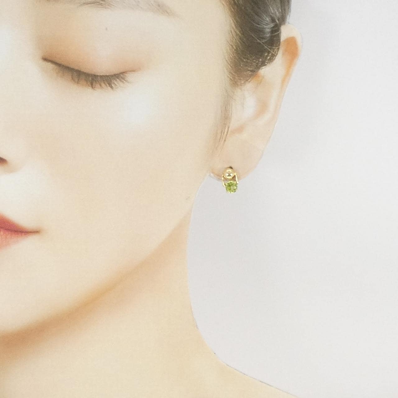 750YG ペリドット ピアス