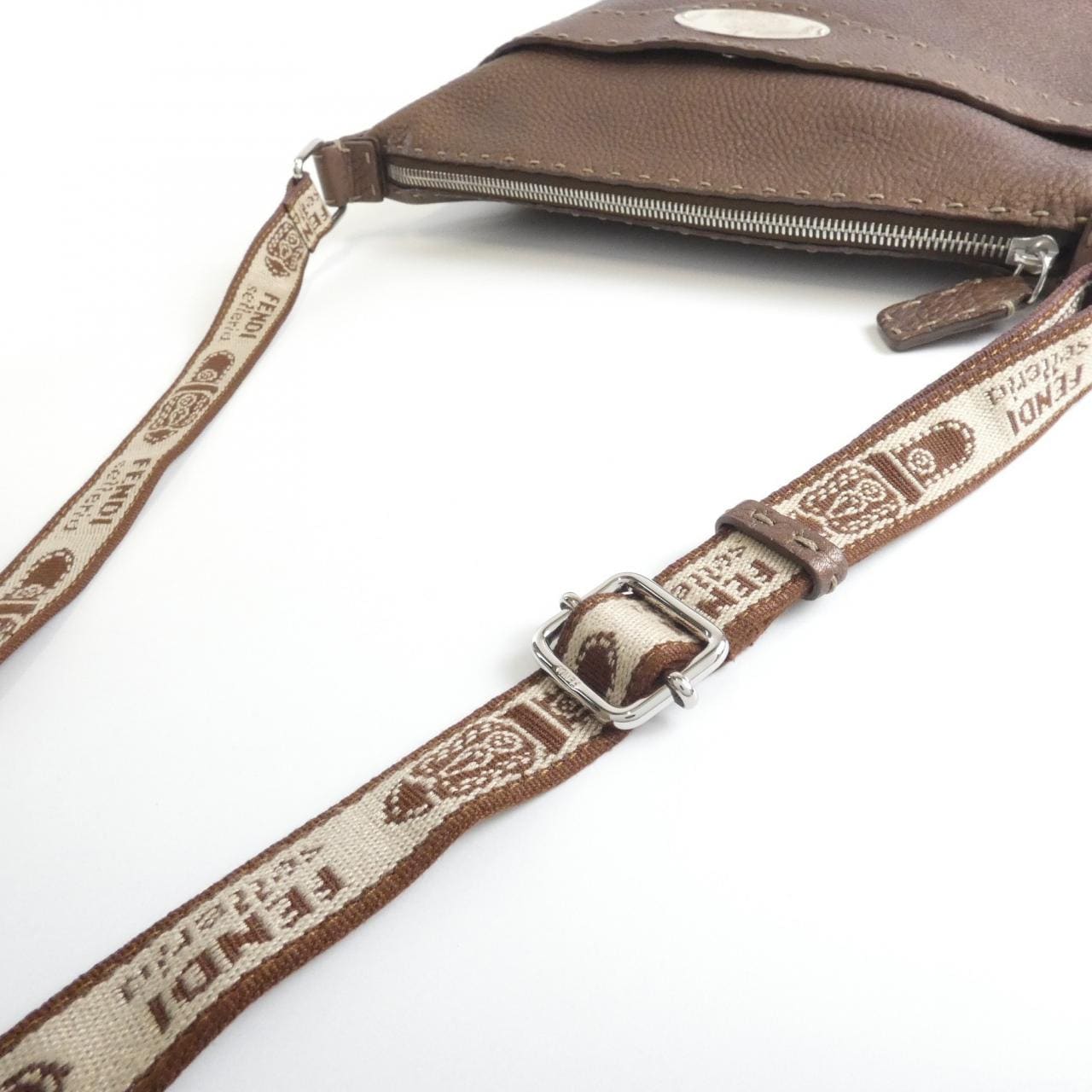 フェンディ 8BT109 ショルダーバッグ