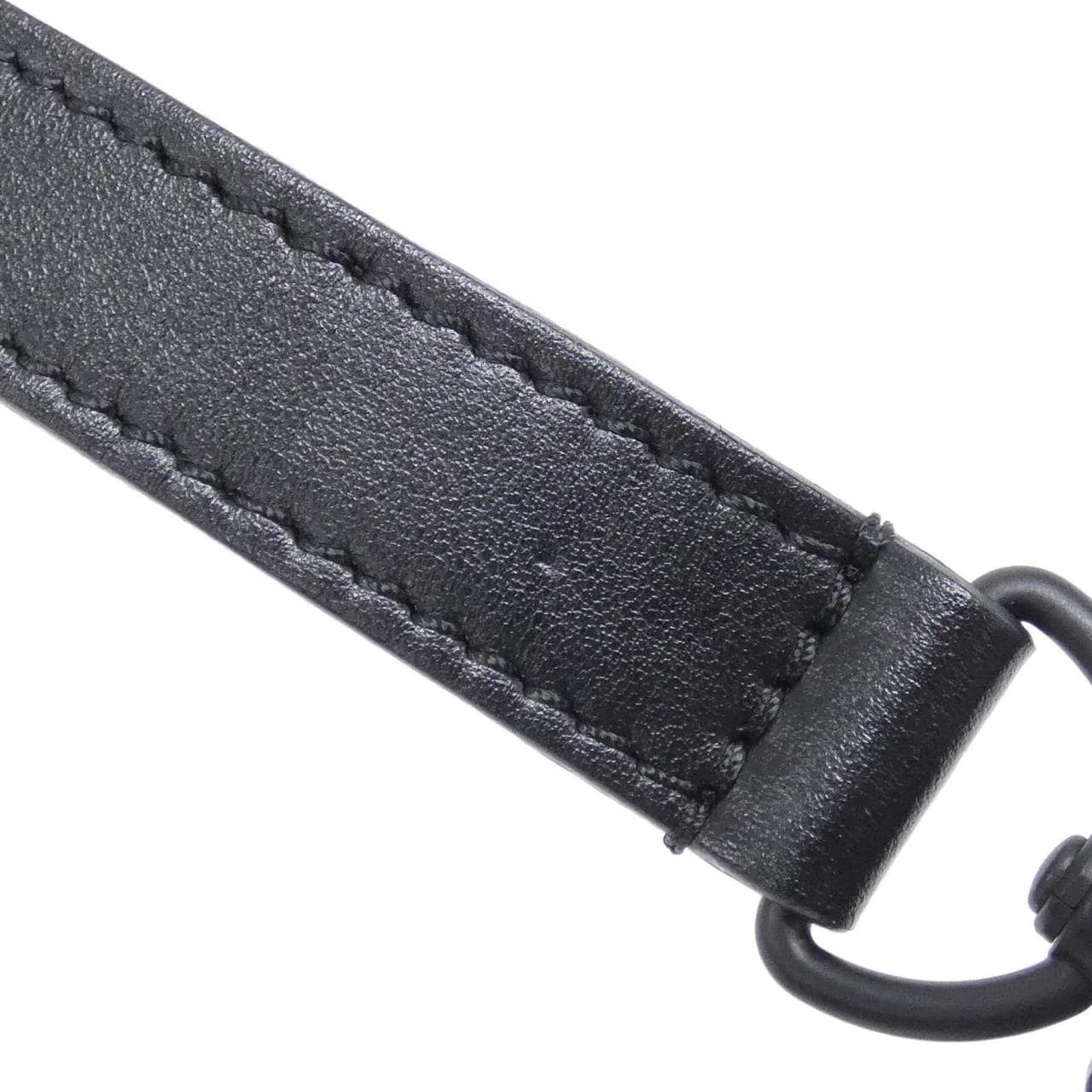 ルイヴィトン モノグラム マカサー Sロック ヴェルティカル ウエアラブル ウォレット M82535 ショルダーバッグ