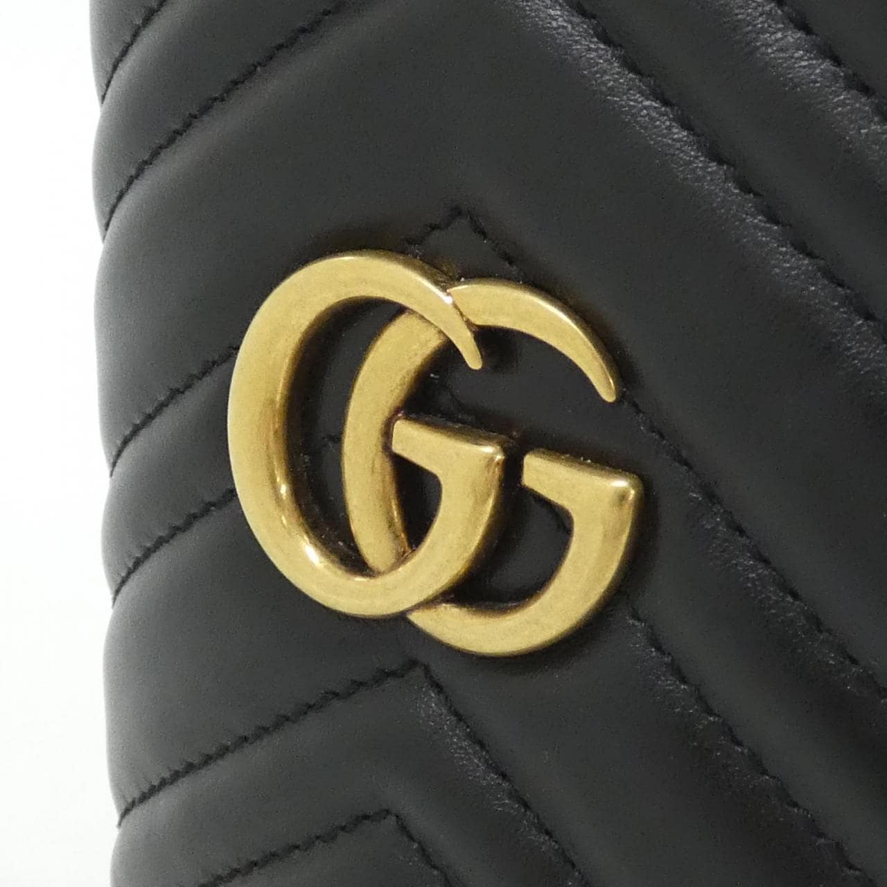 グッチ GG MARMONT 575163 DTDRT ショルダーバッグ