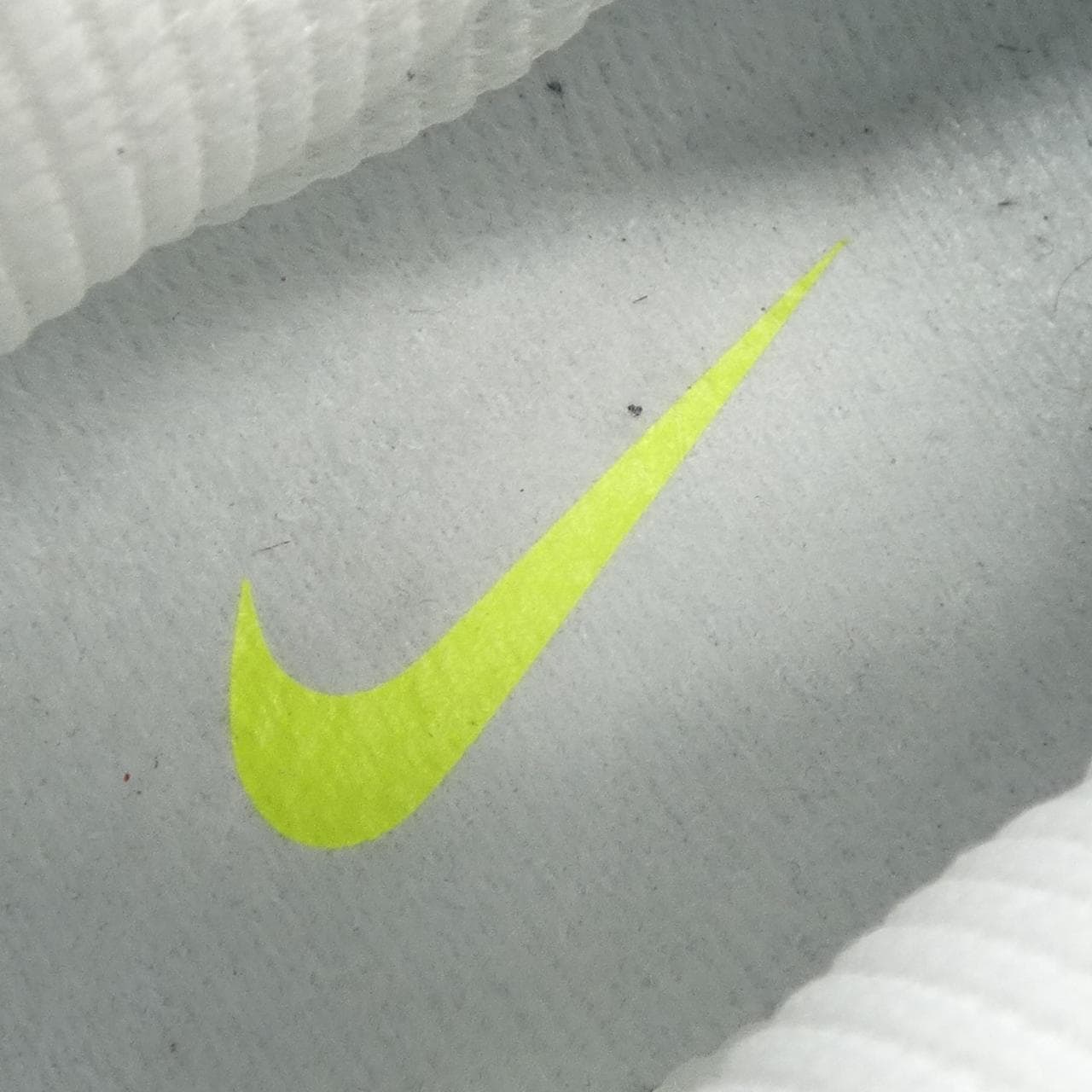 ナイキ NIKE AR3565-102 スニーカー