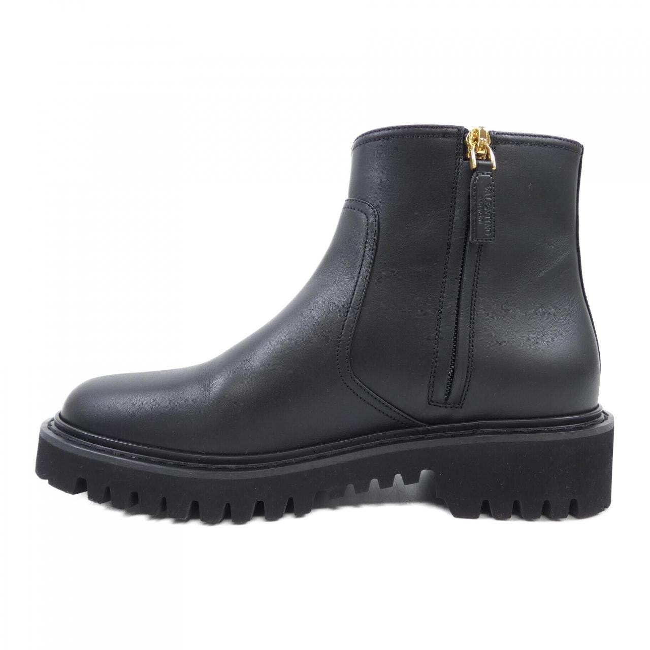 VALENTINO GARAVANI Garavani boots