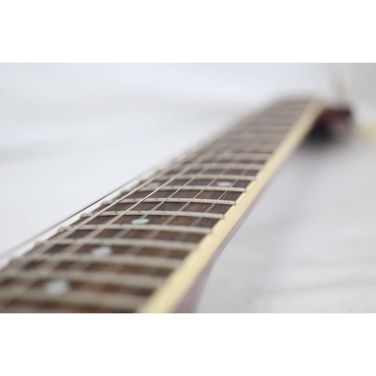 ＥＰＩＰＨＯＮＥ　　ＩＮＳＰＩＲＥＤ　ＢＹ　ＧＩＢＳＯＮ　ＥＳ－３３５