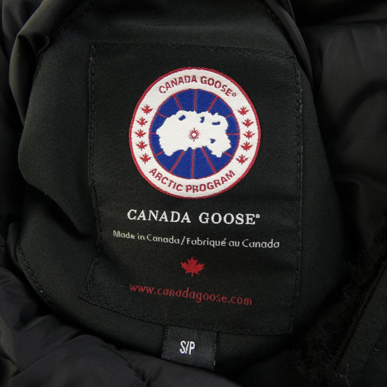 カナダグース CANADA GOOSE ダウンコート