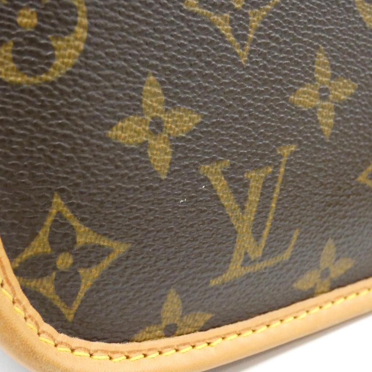 ルイヴィトン モノグラム ソローニュ M42250 ショルダーバッグ