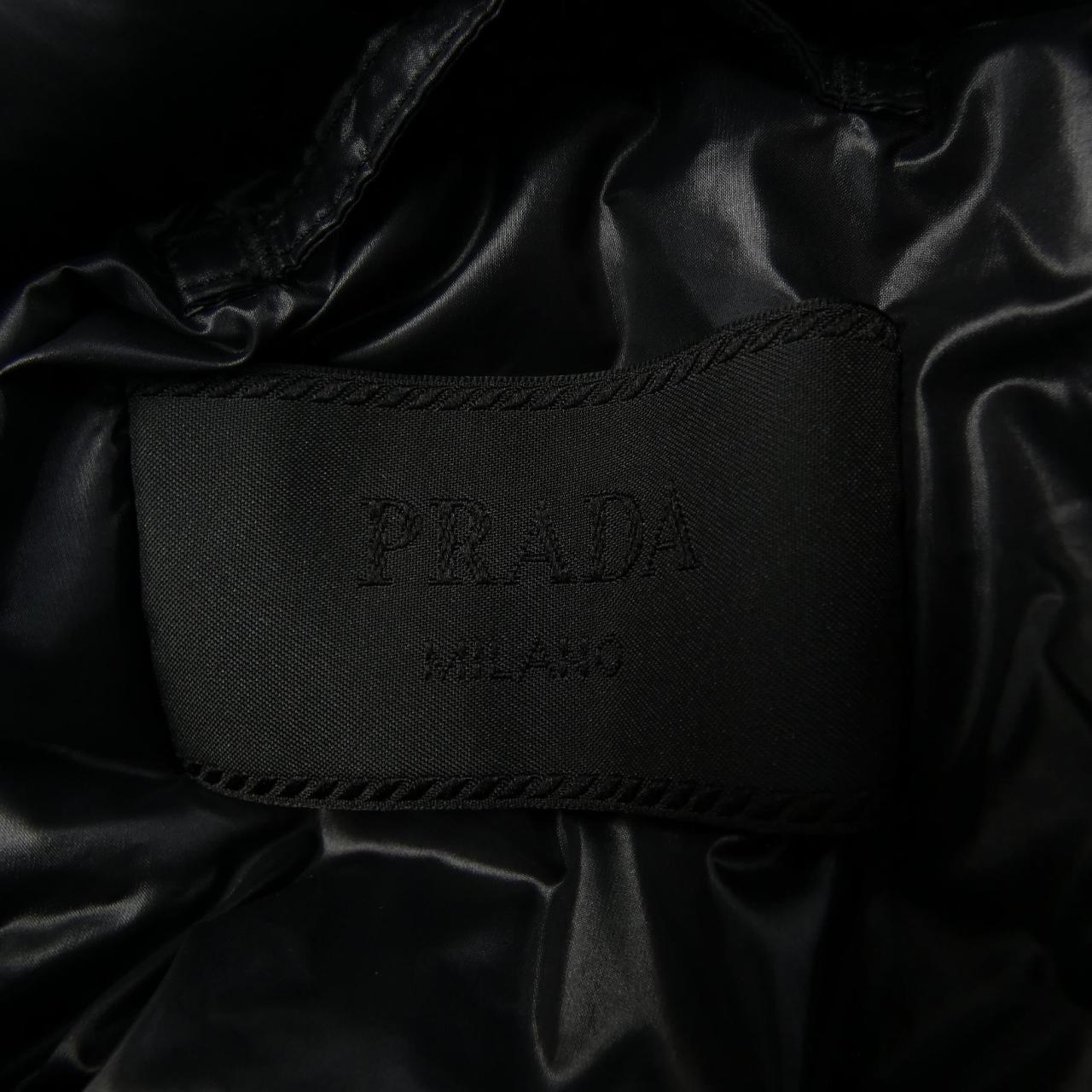 プラダ PRADA トライアングルロゴ SGA482 R151 AR0 ダウンベスト