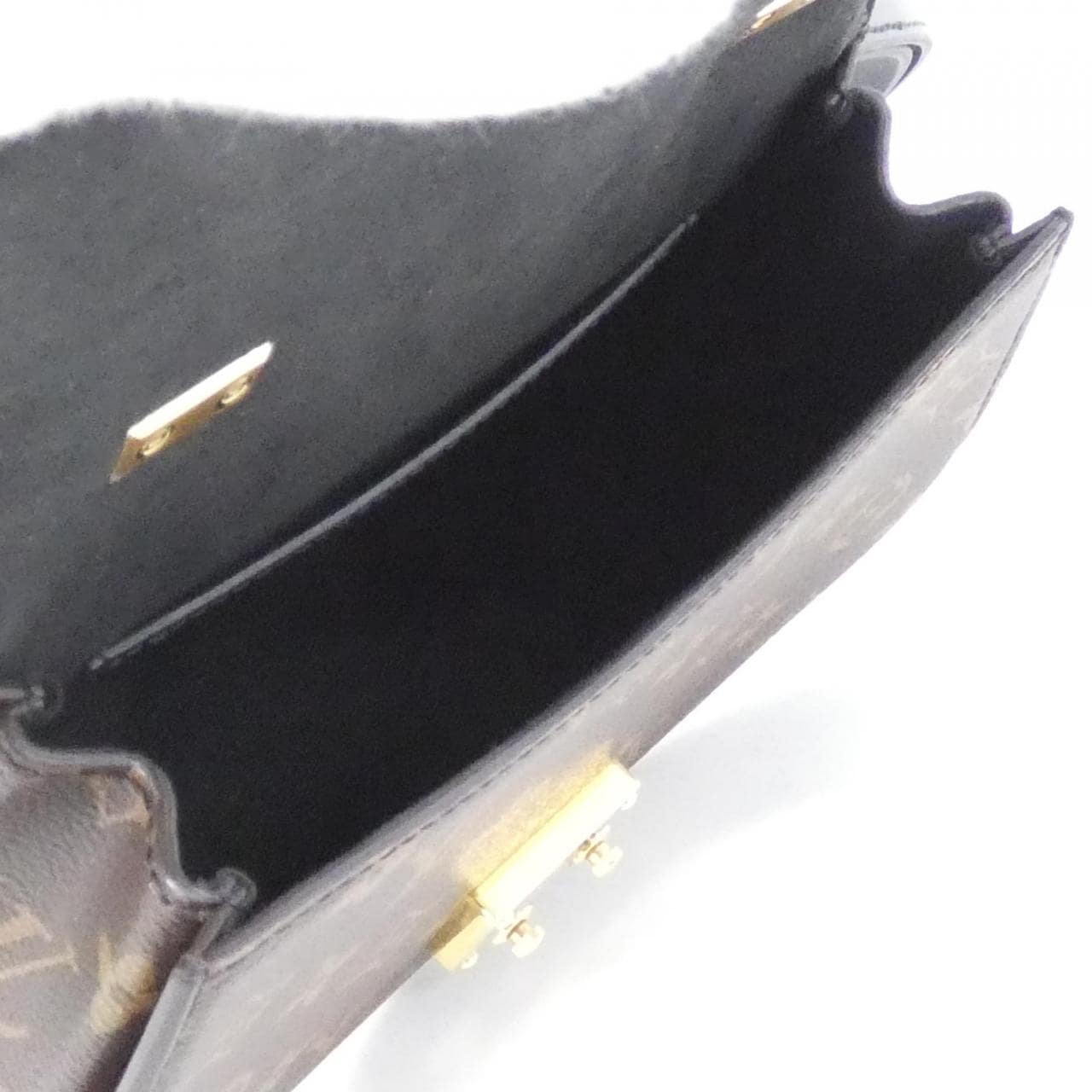 LOUIS VUITTON Monogram Reverse M46548 包