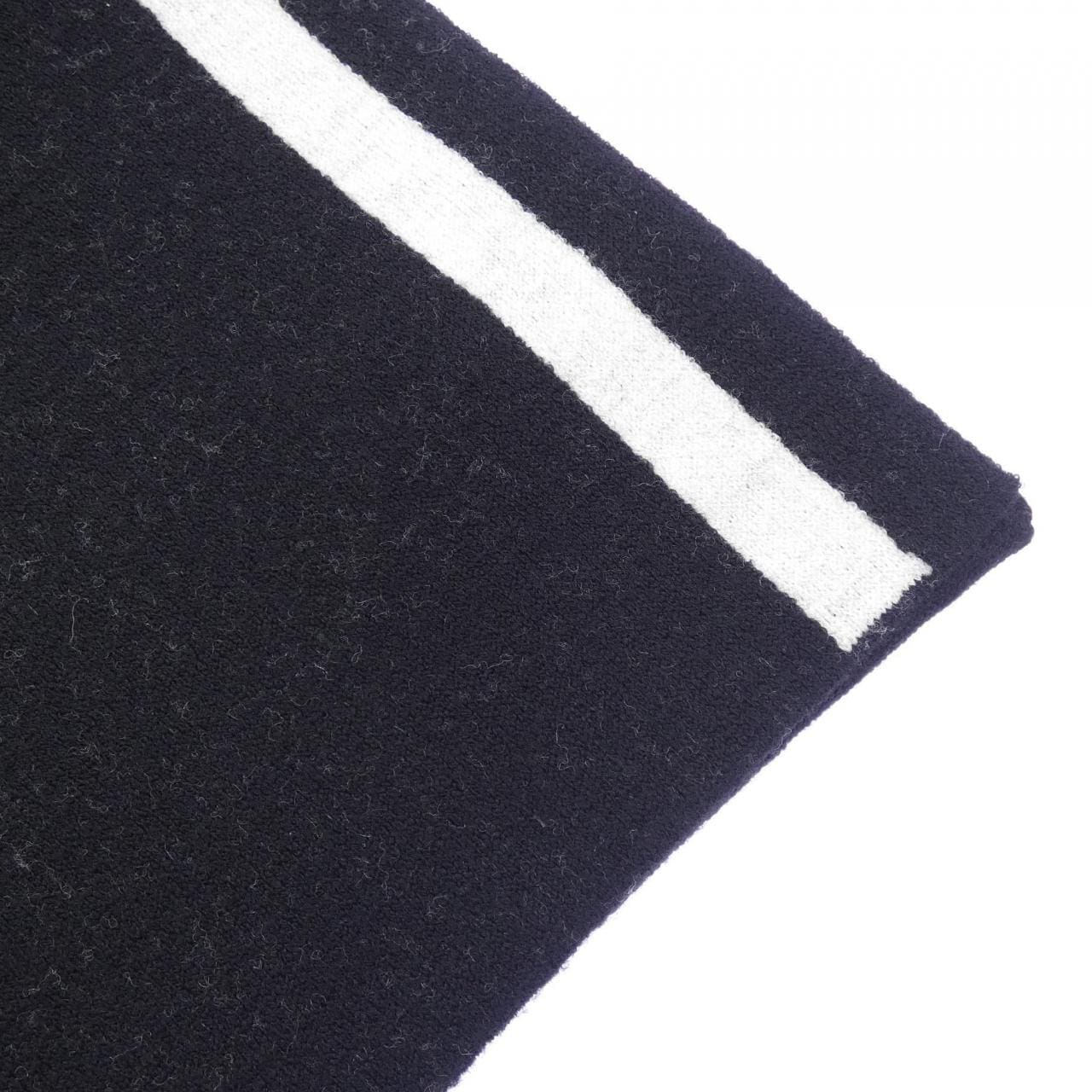 シャネル CHANEL 2次元コード AAA710B19066 MUFFLER