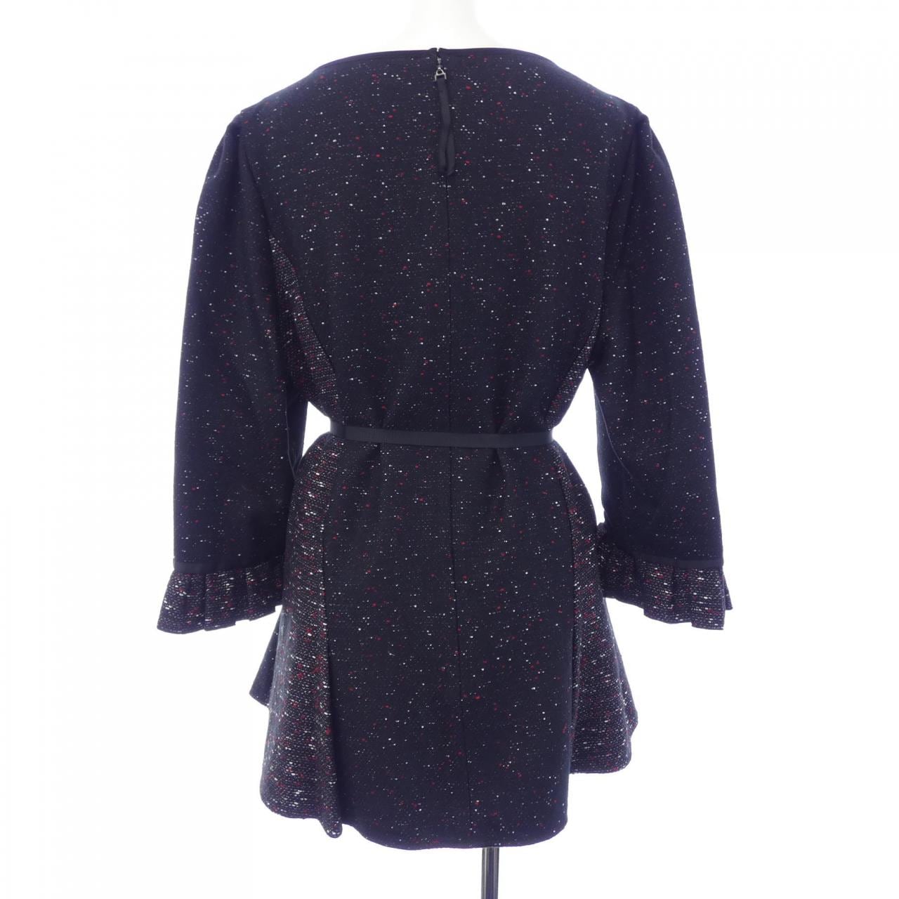 トゥービーシック TO BE CHIC トップス