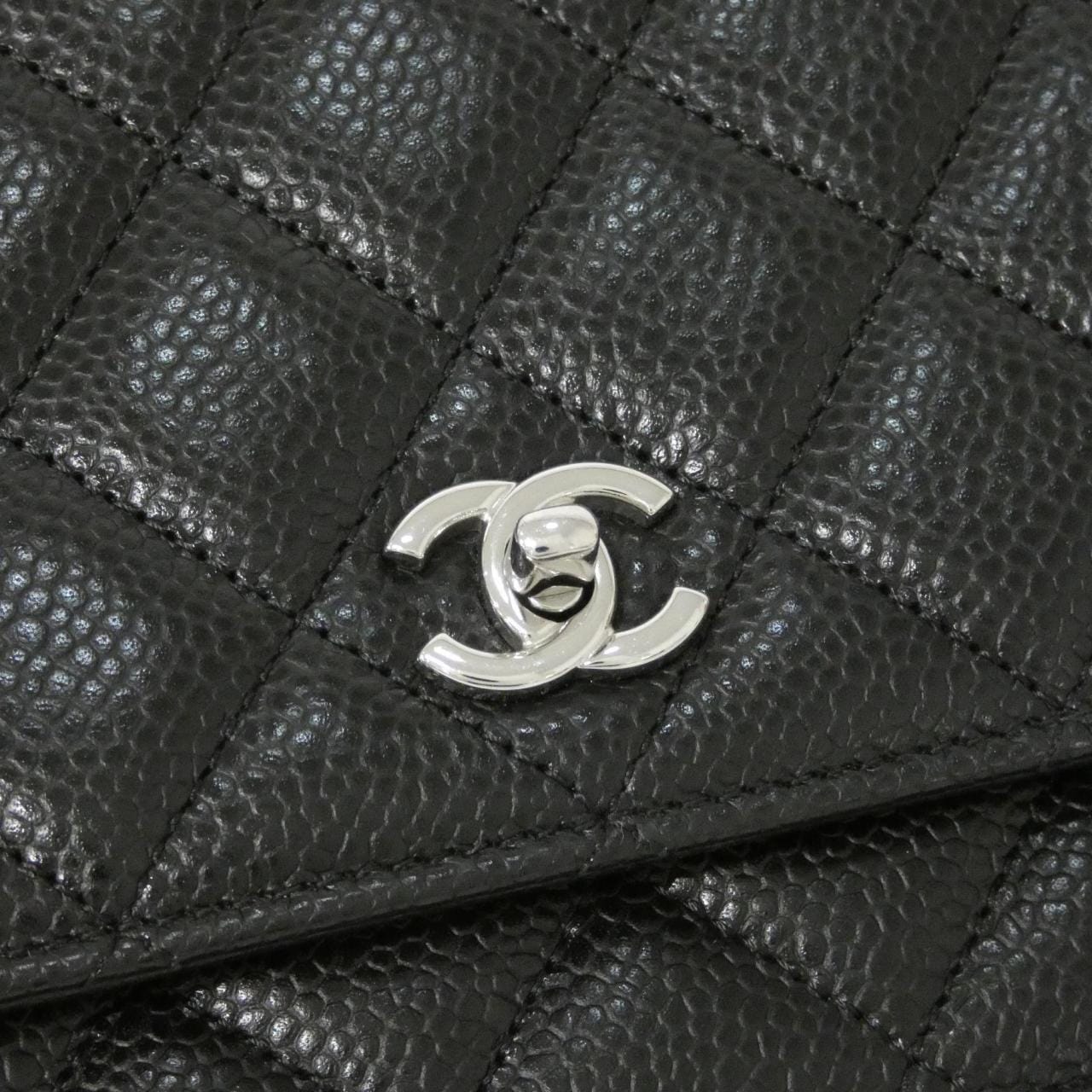 シャネル AP4241 チェーンウォレット