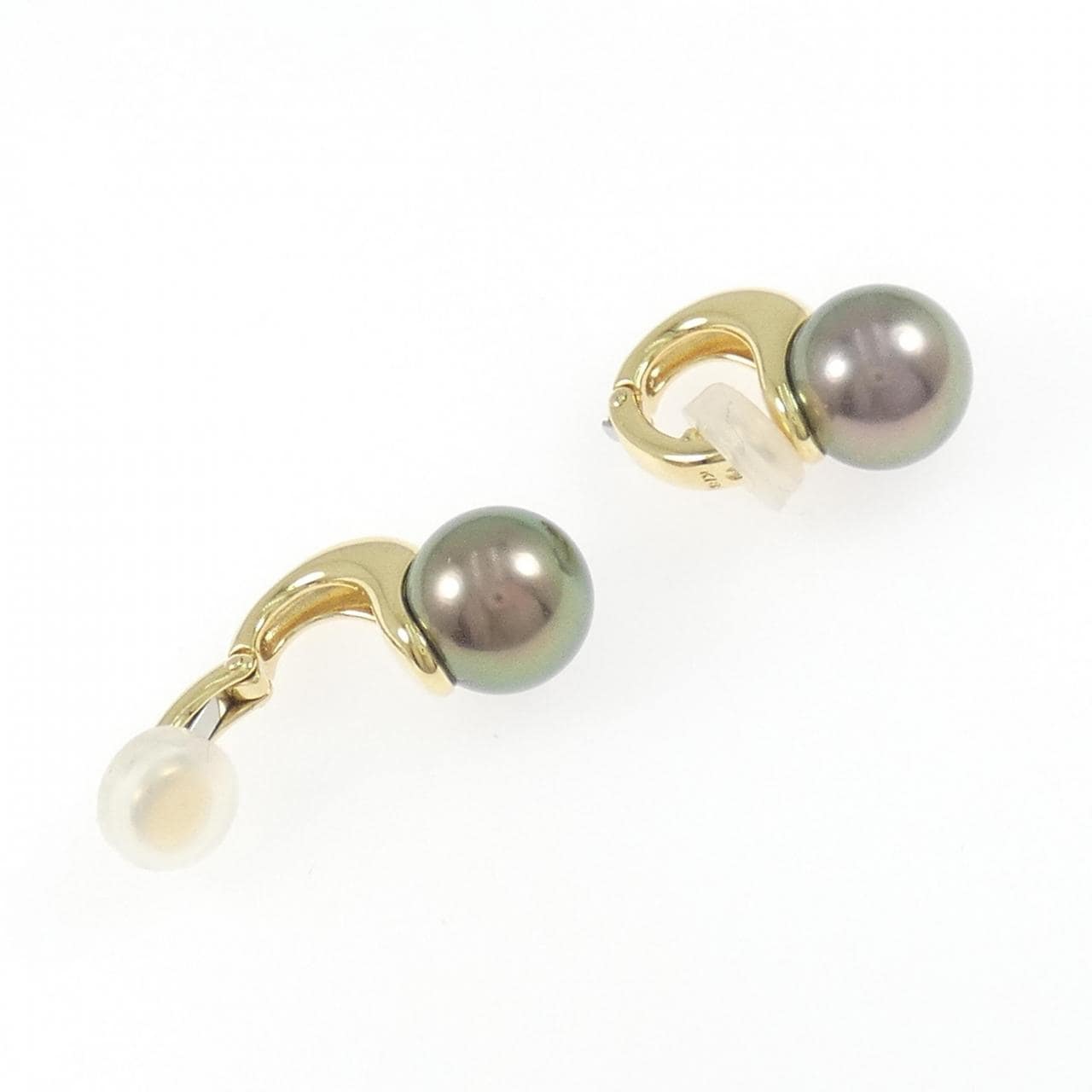 タサキ 黒蝶パール イヤリング 9.8mm