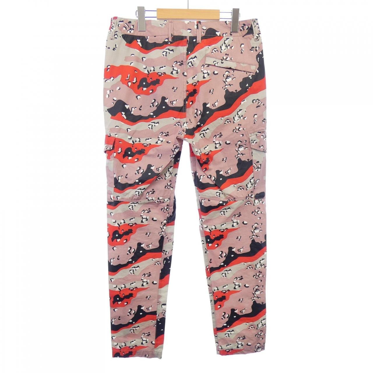 ストーンアイランド STONE ISLAND 7215323EF パンツ