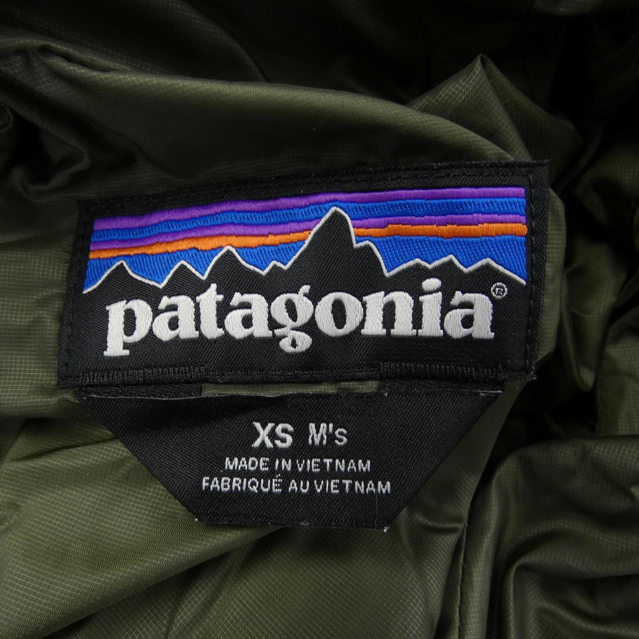 Patagonia PATAGONIA down jacket