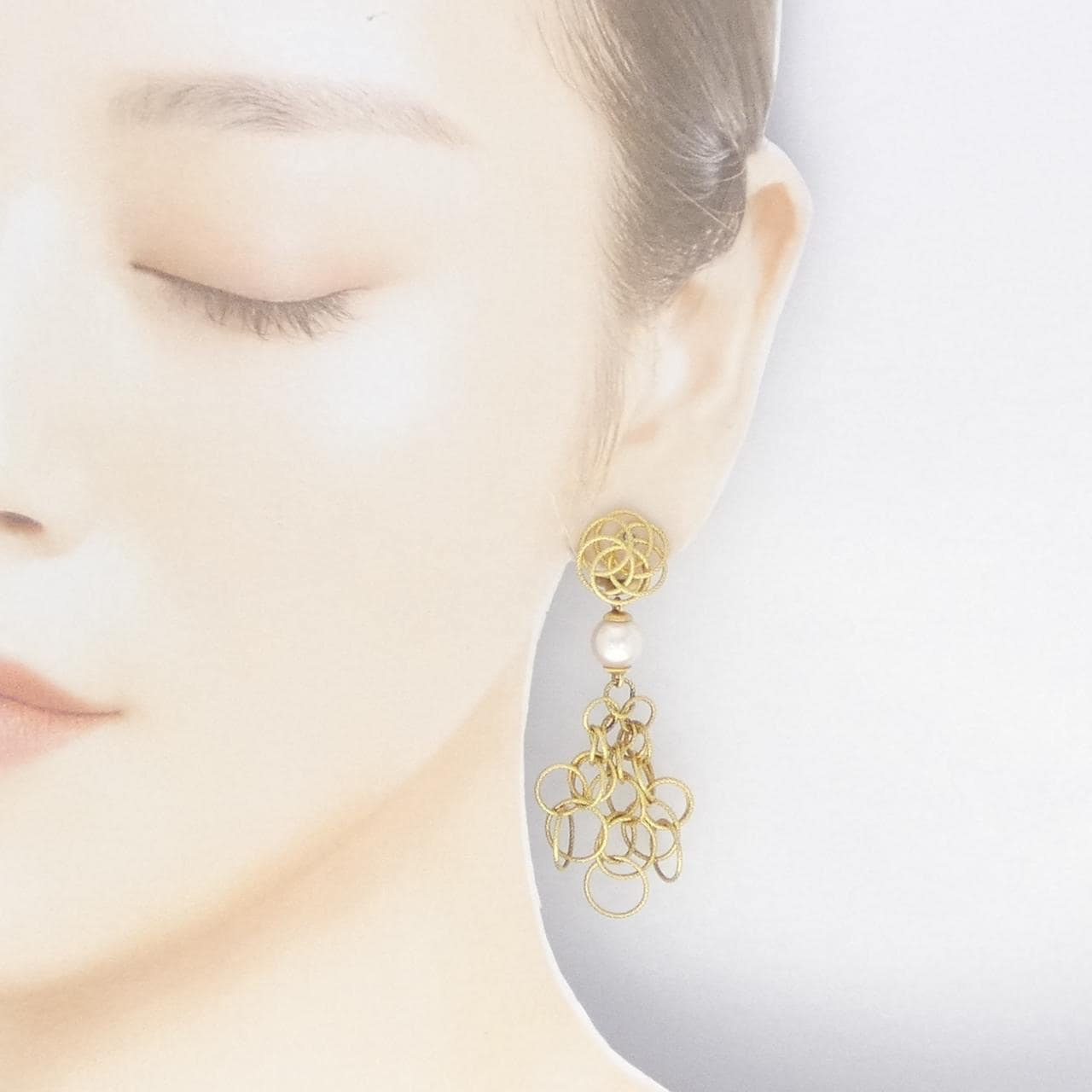BUCCELLATI Akoya Pearl Earrings 8.3mm