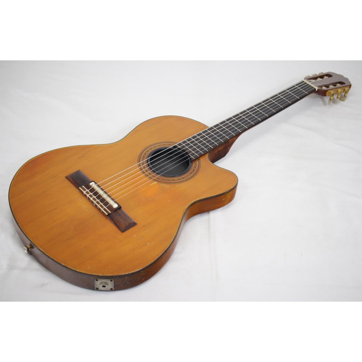 ＧＩＢＳＯＮ　ＣＨＥＴ　ＡＴＫＩＮＳ　ＣＥ