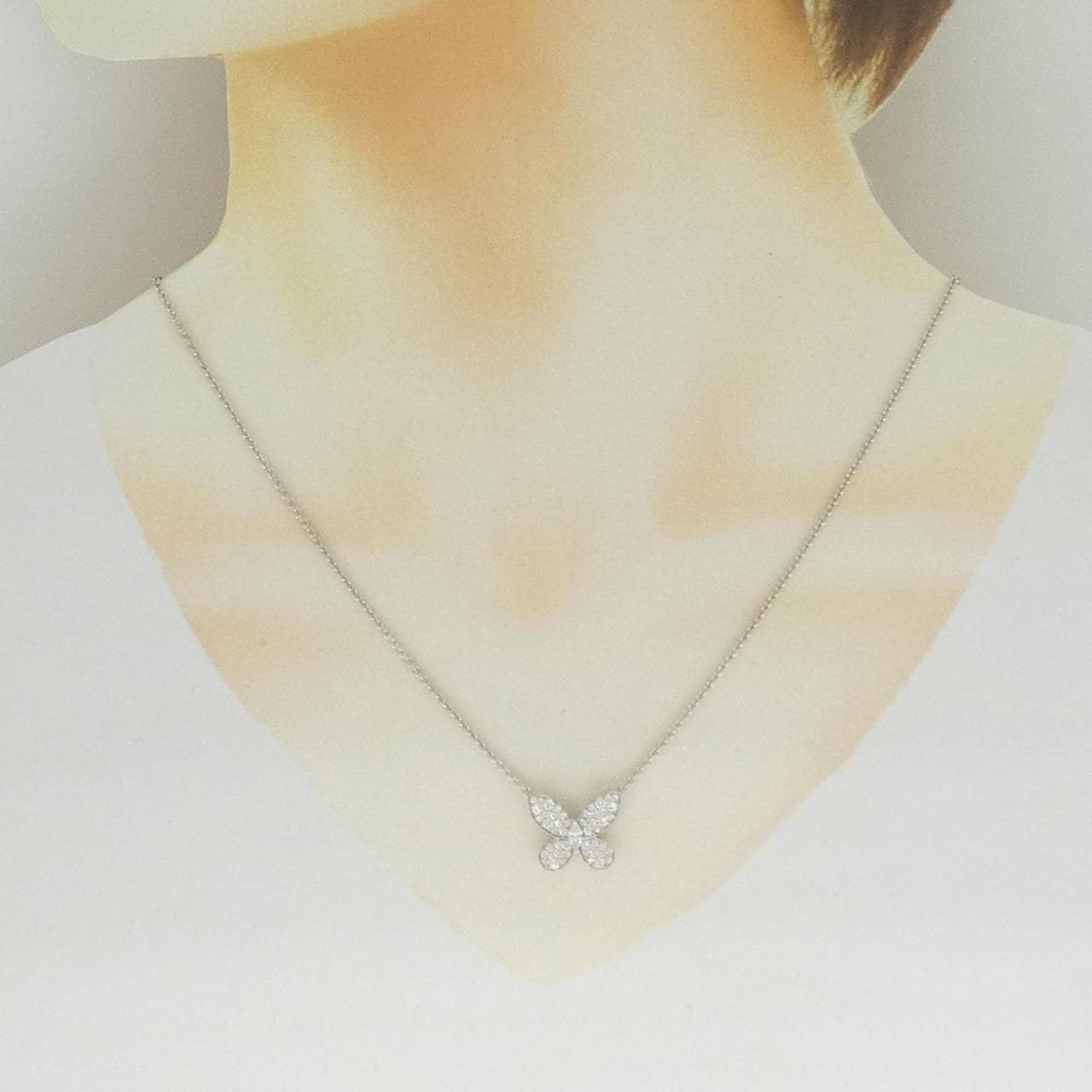 グラフ パヴェ バタフライ ミニ ネックレス