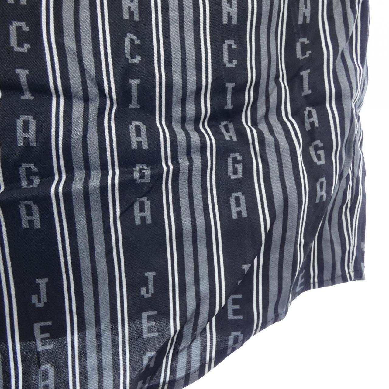 バレンシアガ BALENCIAGA 647354 TKL32 S／Sシャツ