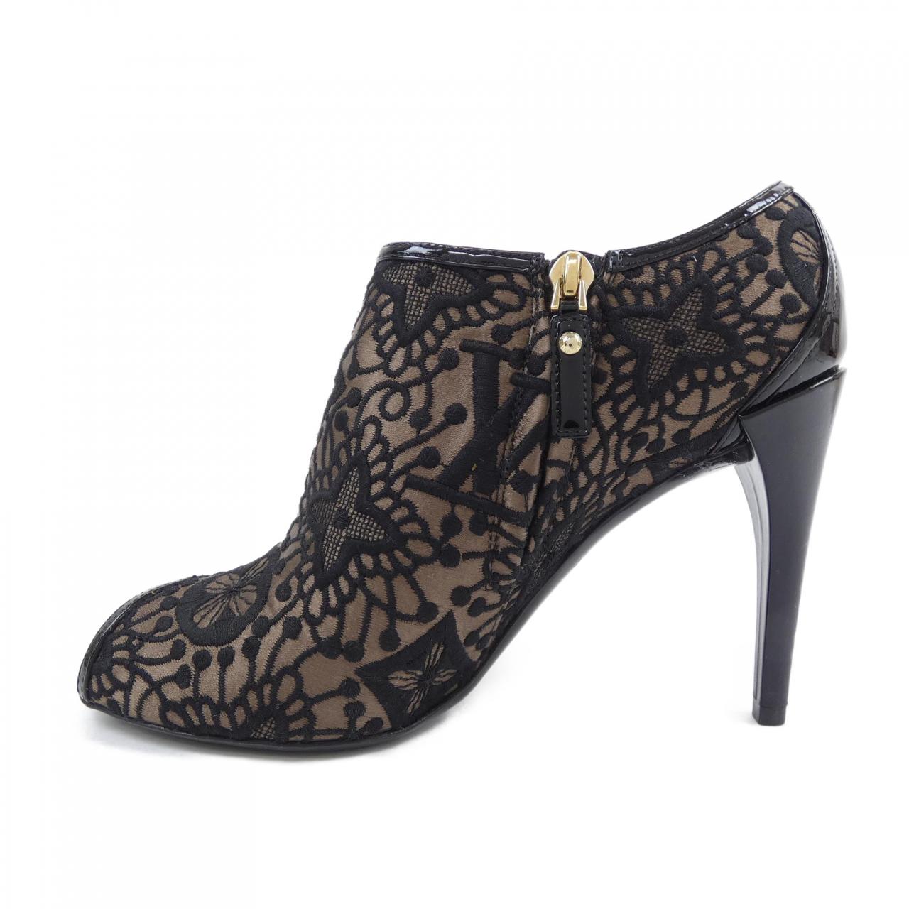 ルイヴィトン LOUIS VUITTON MA1110 ブーツ