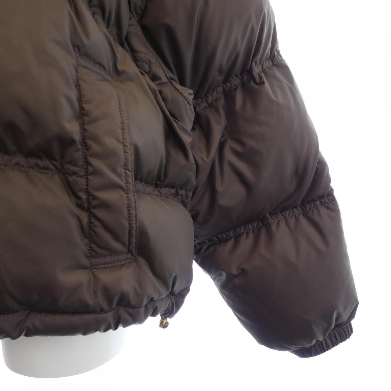 セリーヌ CELINE トリオンフ　2WAY 2W661901V ダウンジャケット