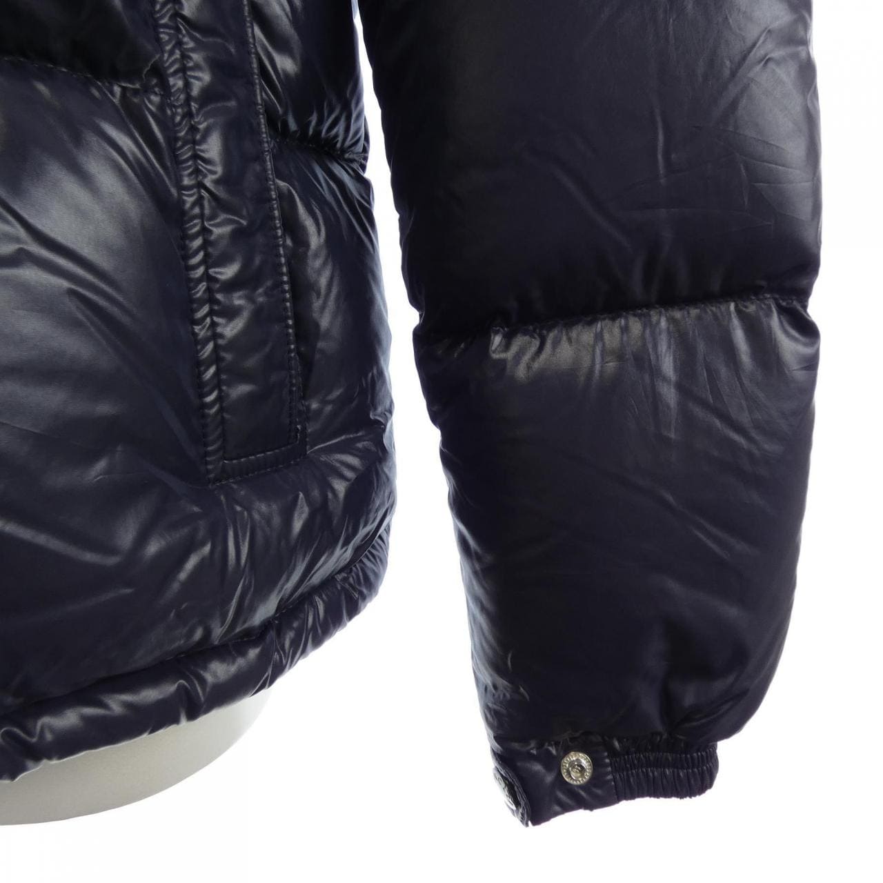モンクレール MONCLER MONTBELIARD ダウンジャケット