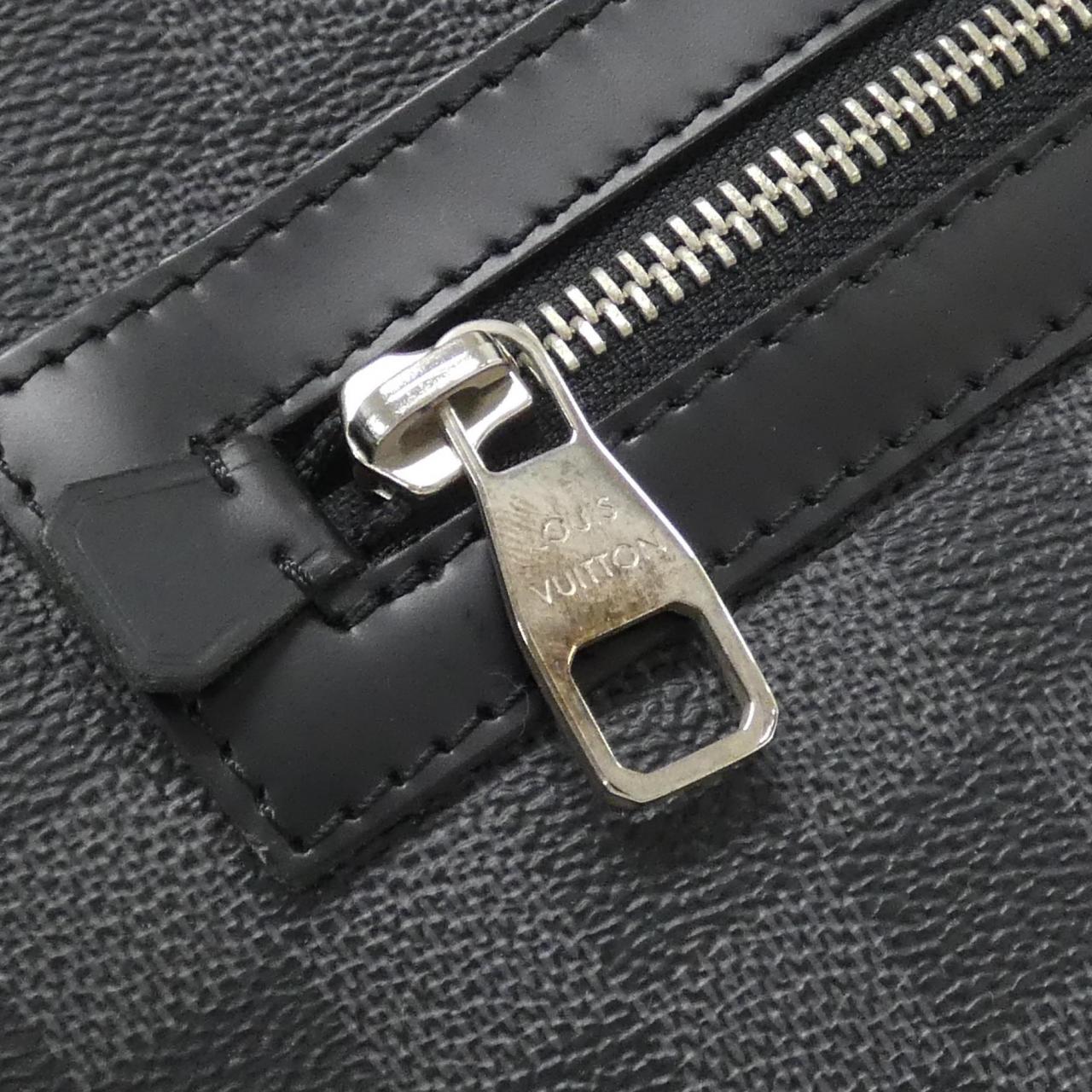 LOUIS VUITTON Damier 石墨色 Mick MM N41106 单肩包