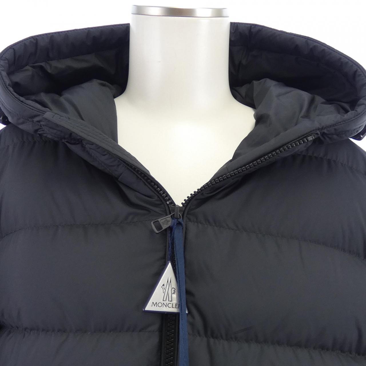 【新品】モンクレール MONCLER LAVERAET ダウンジャケット