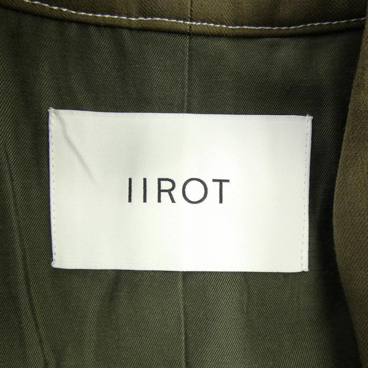 イロット IIROT ジャケット