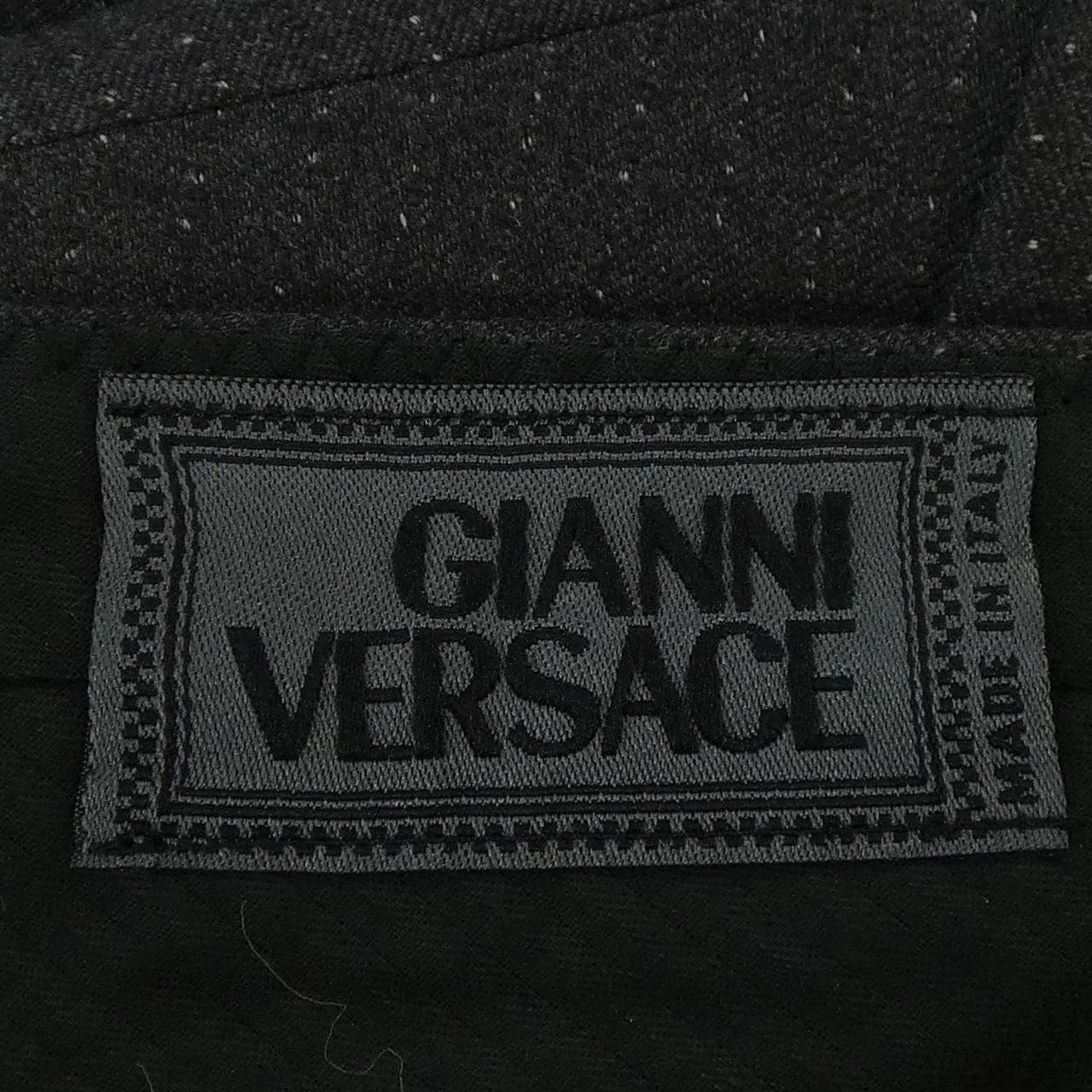 【ヴィンテージ】ジャンニヴェルサーチ GIANNI VERSACE スーツ