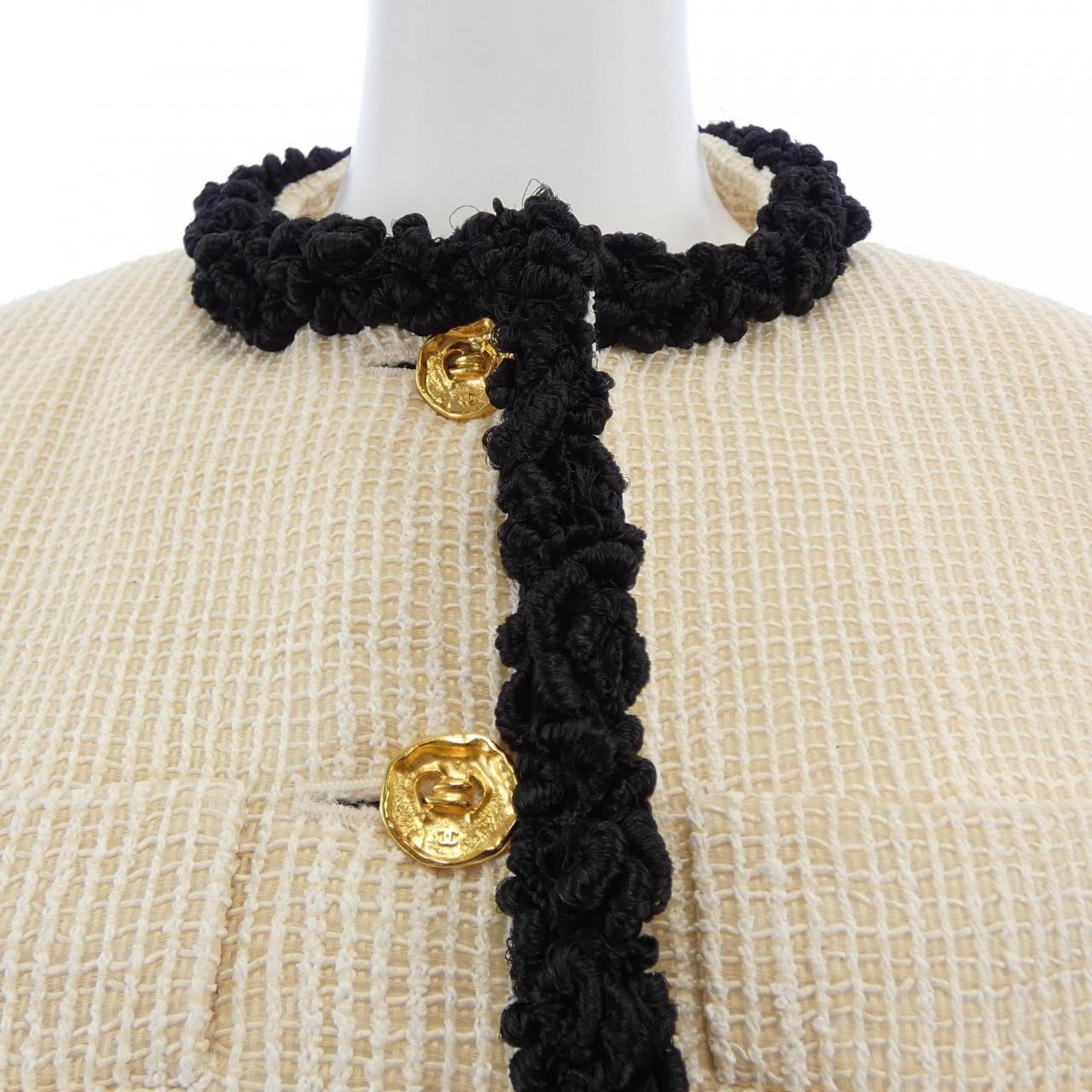 シャネル CHANEL LOOK38 P81605V74463 26S ノーカラージャケット