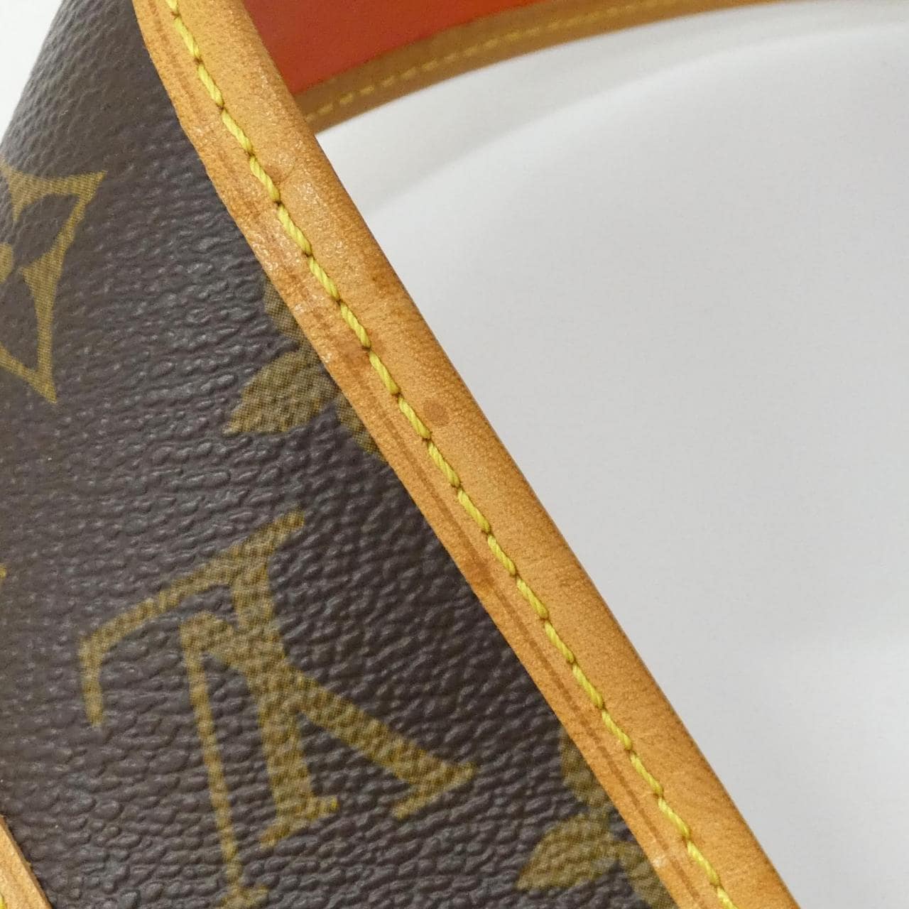 ルイヴィトン モノグラム ペルフォ ミニ トロカデロ M95177 ショルダーバッグ