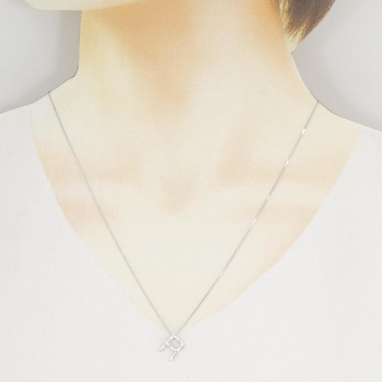 K18WG イニシャルR ダイヤモンド ネックレス 0.15CT
