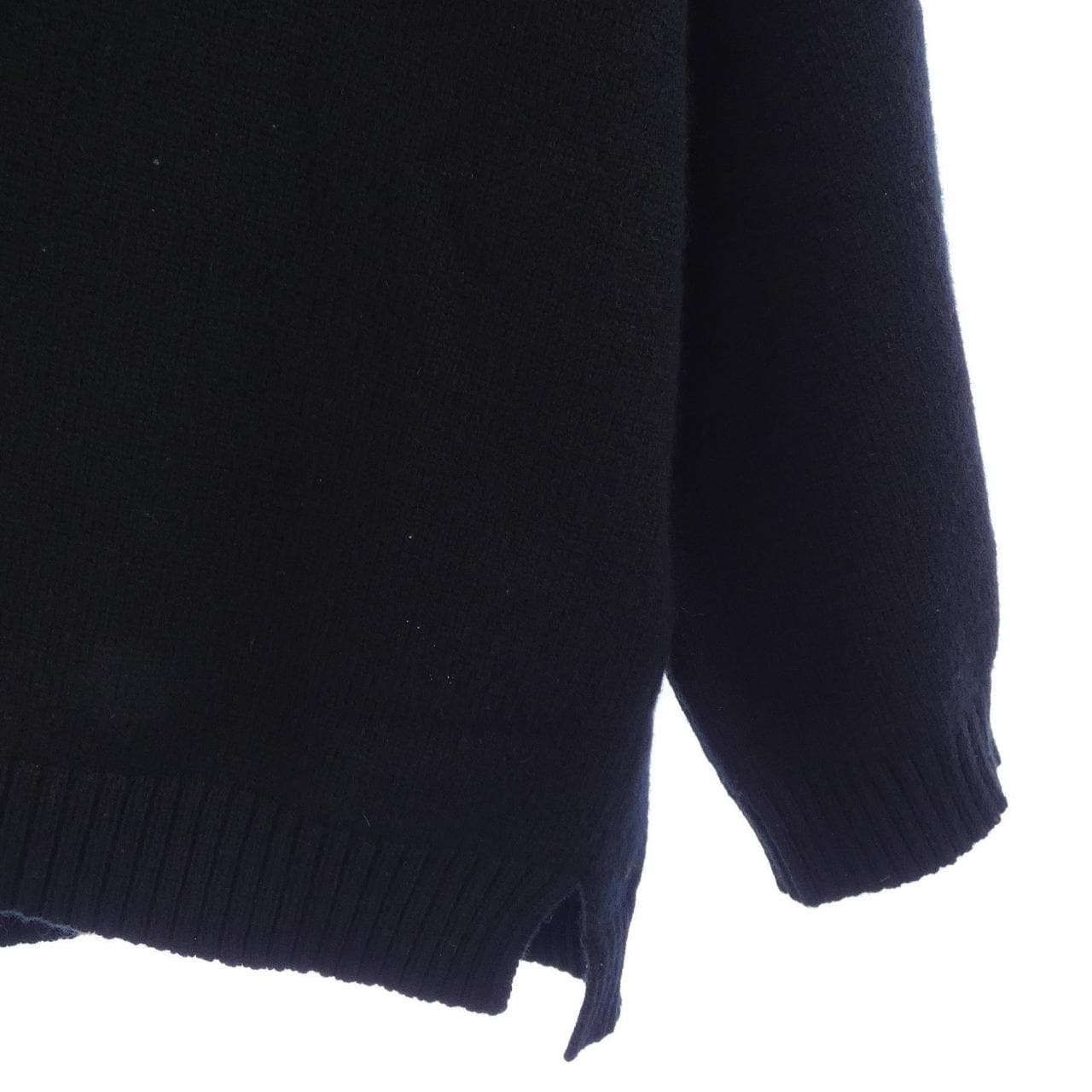 ヴァレンティノ VALENTINO VB3KCC1068W ニット