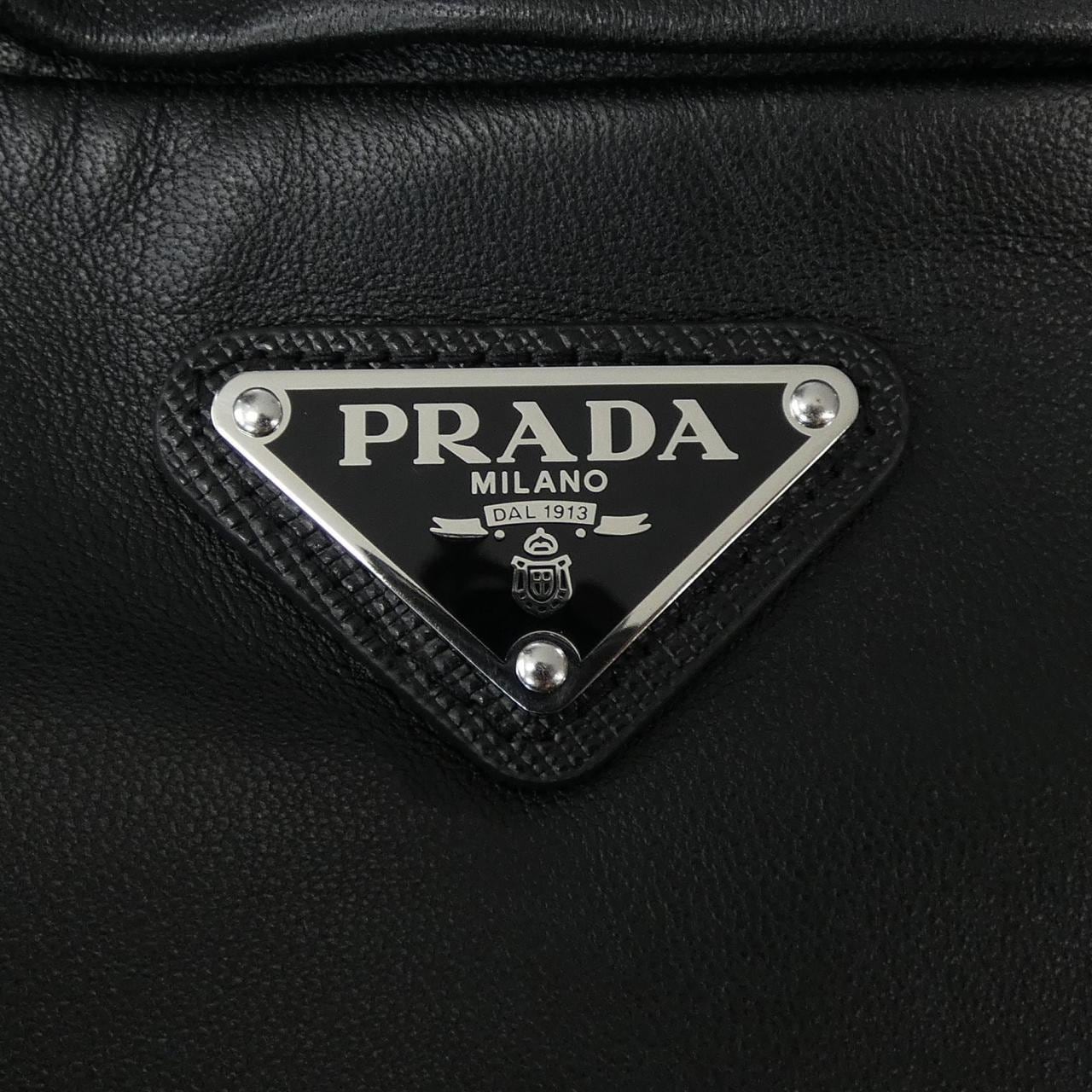 プラダ PRADA トライアングルロゴ UPS533 FLY レザーコート