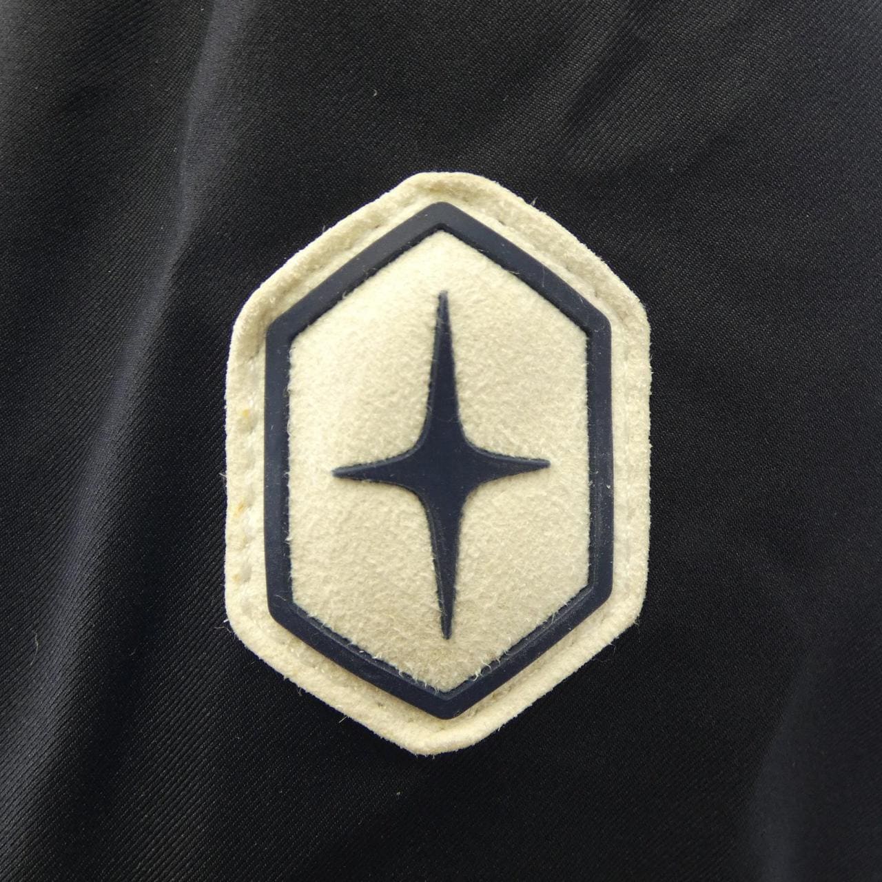 QUARTZ CO ダウンジャケット