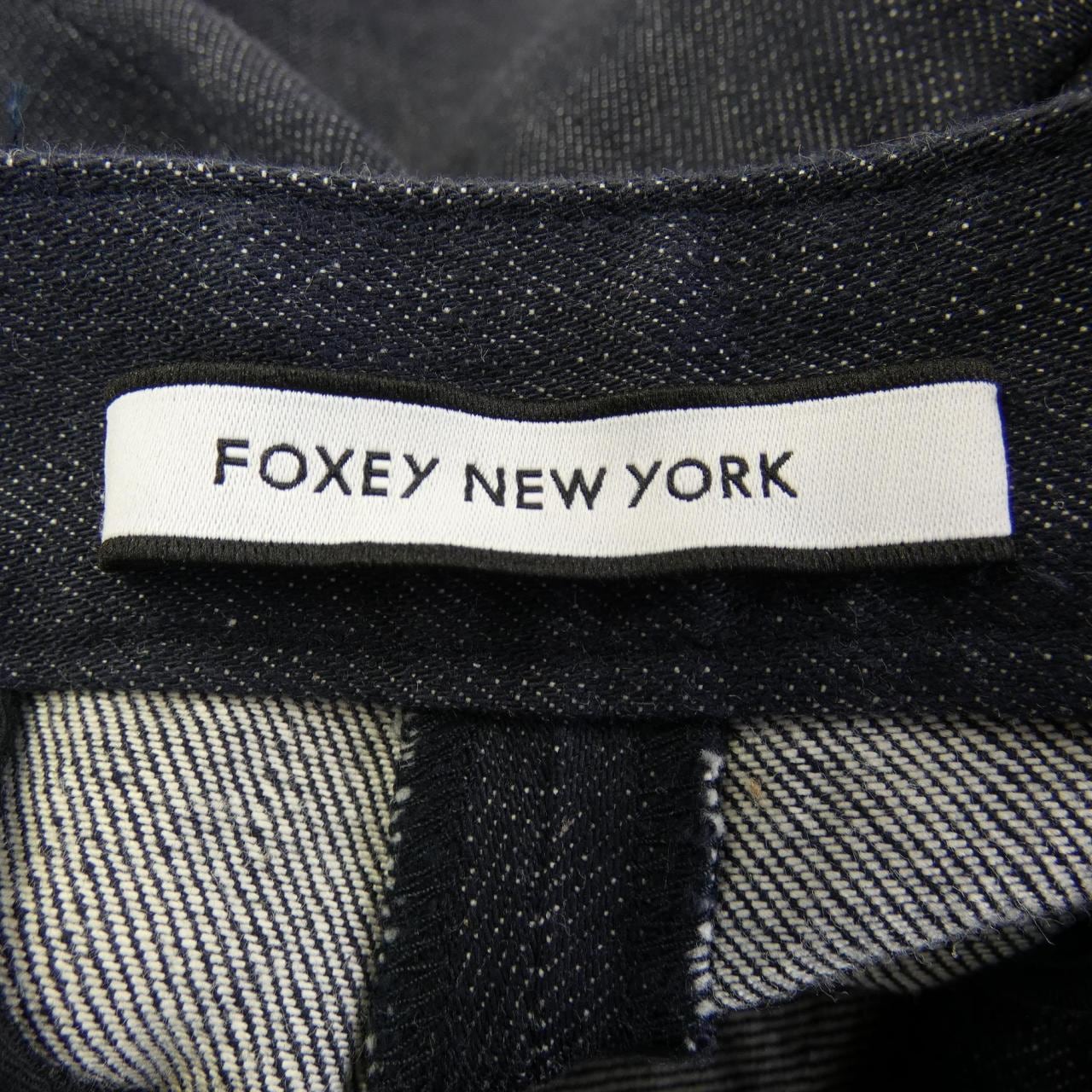 フォクシーニューヨーク FOXEY NEW YORK ジーンズ