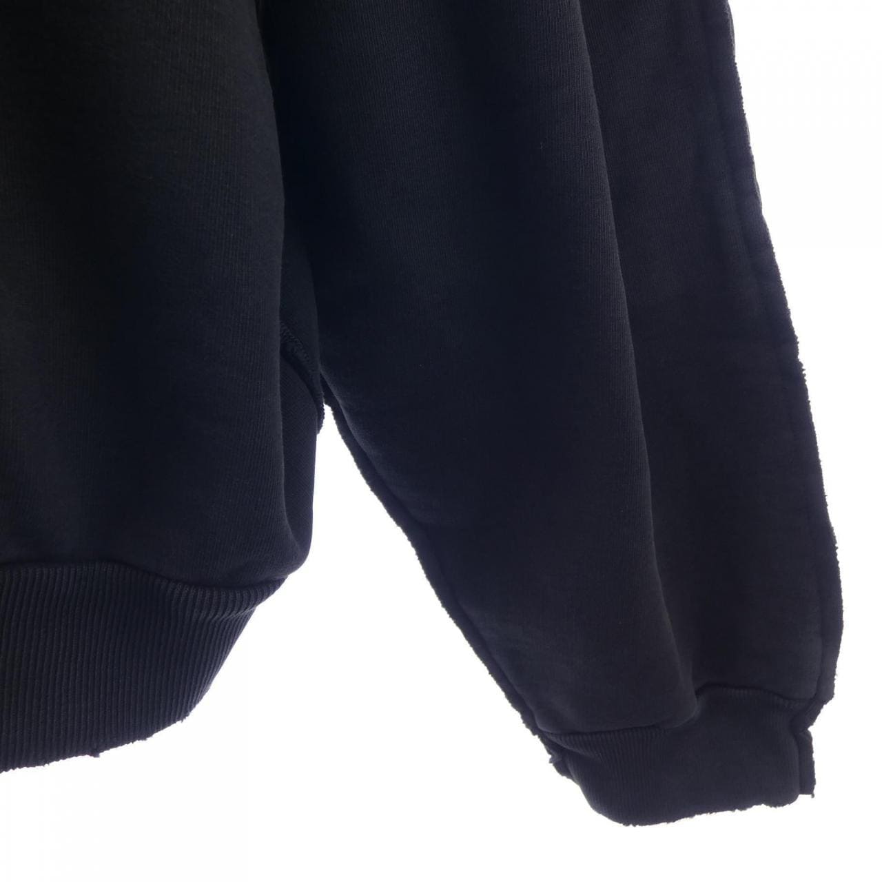 バレンシアガ BALENCIAGA 791614　TQVQ7 スウェット