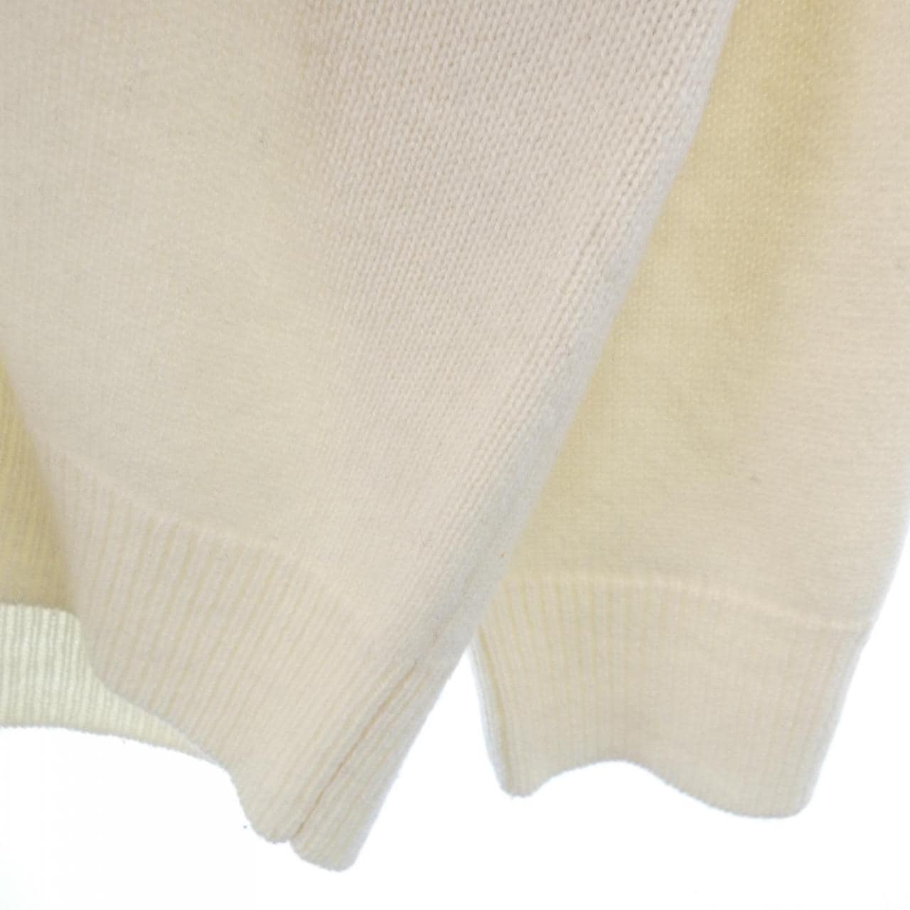 ニジュウサンク 23区 ニット