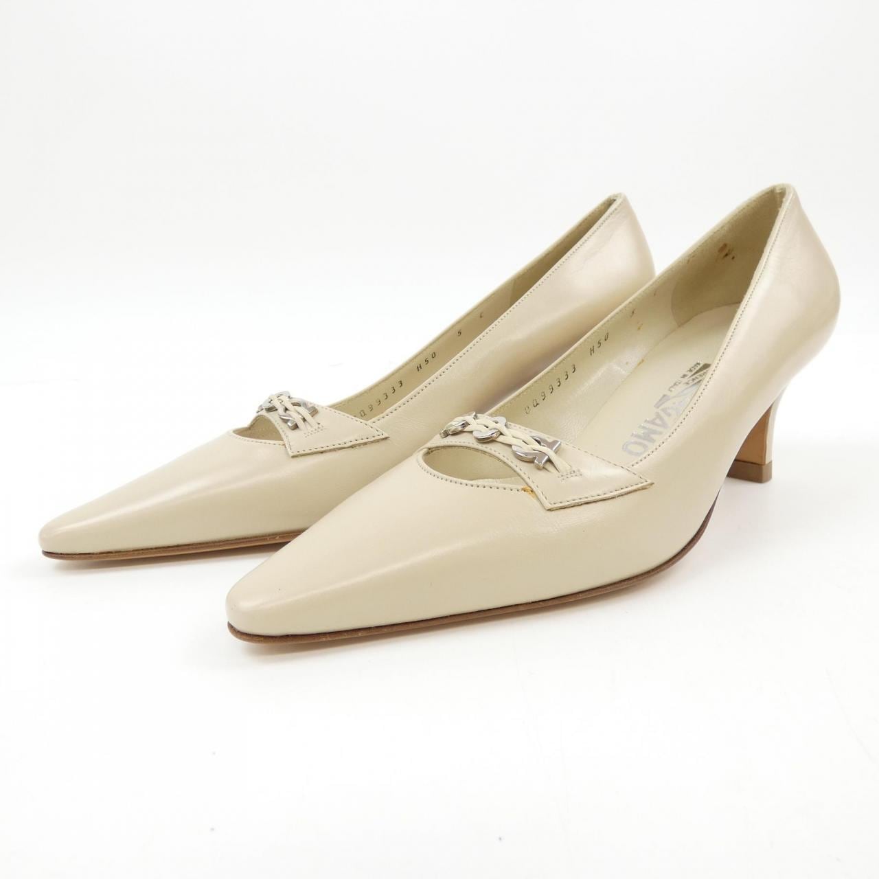 サルヴァトーレフェラガモ SALVATORE FERRAGAMO パンプス