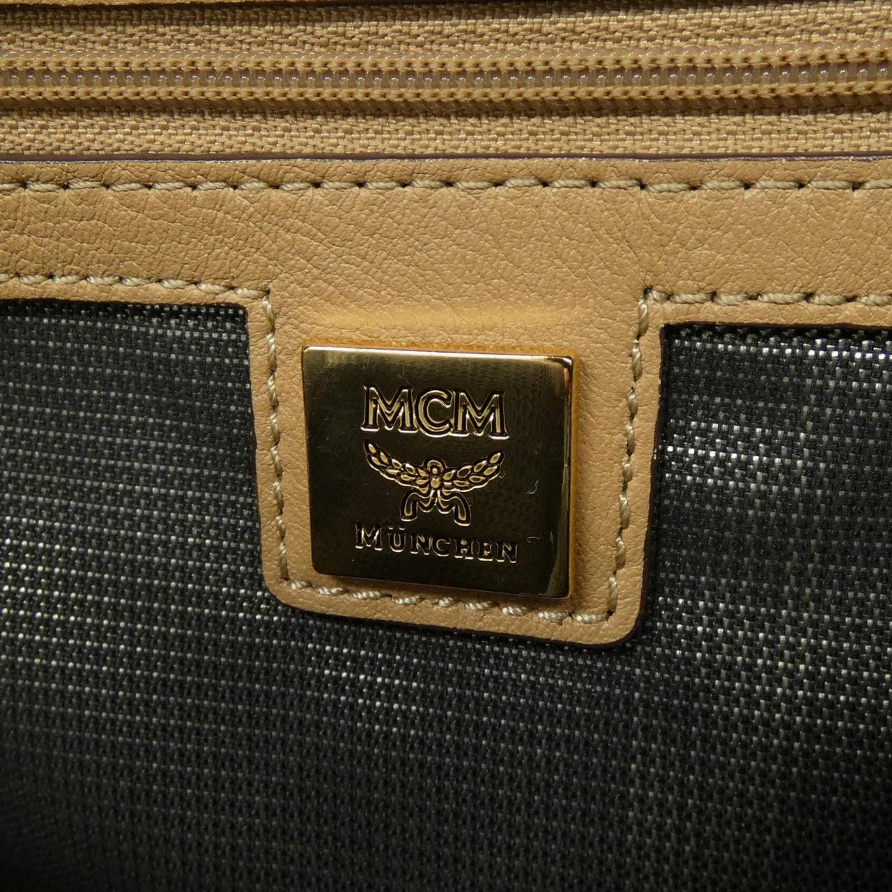 エムシーエム MCM BACKPACK