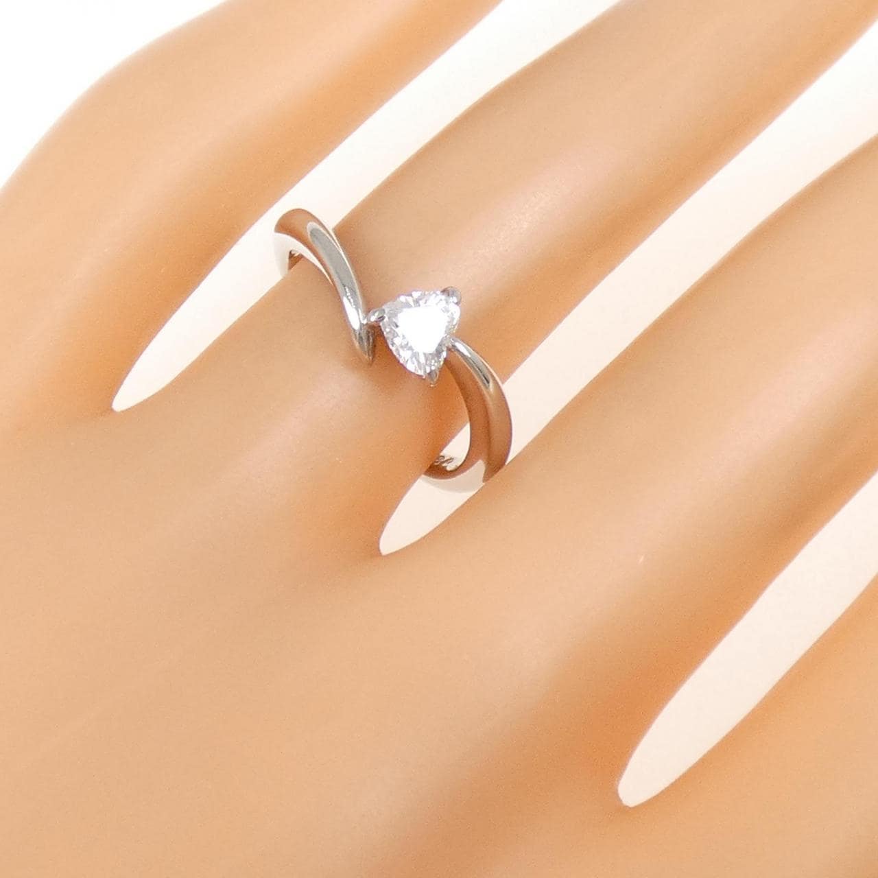 PT900 ダイヤモンド リング 0.365CT