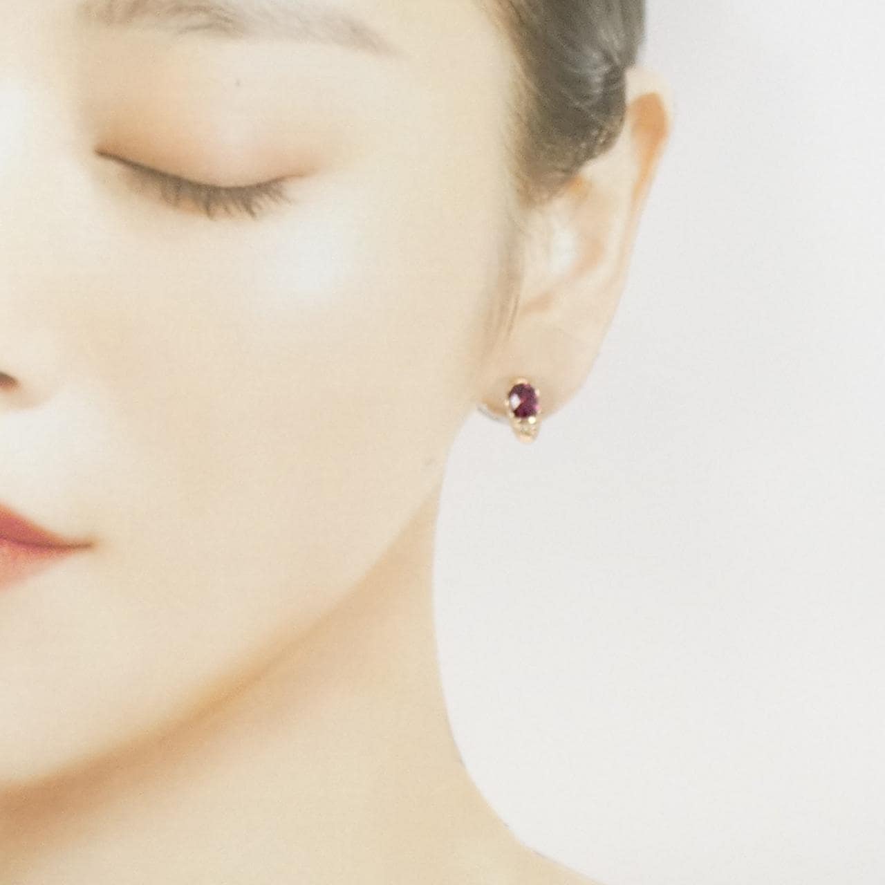 K18PG ガーネット ピアス 2.07CT